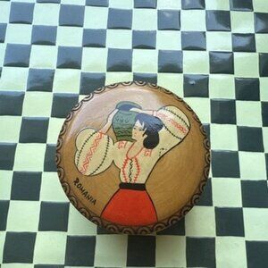 Vintage Romanian Hand-Painted Wooden Trinket Box – Folk Art Duty Free Export